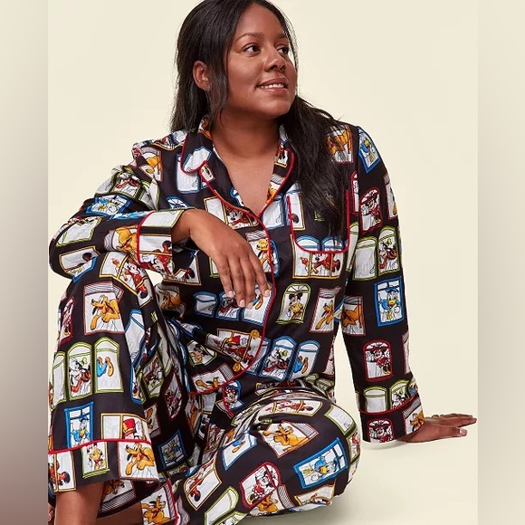 Disney Other - Disney Black Multicolor Character Pajama Set